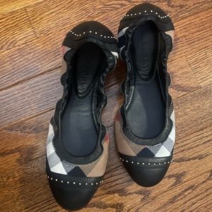 Burberry flats